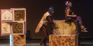 TEATRO FAMILIAR: "BICHEJOS"