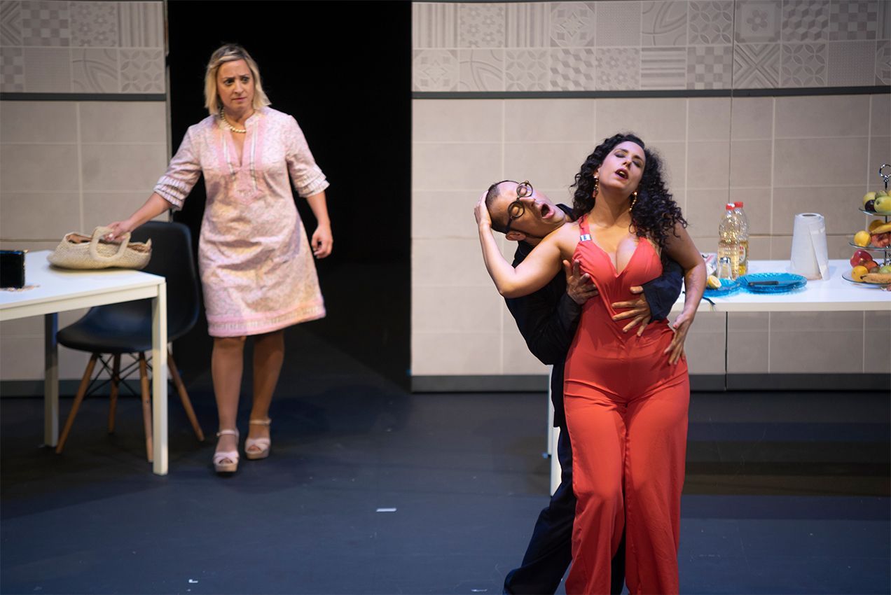 SÁBADO TEATRO EN ROA