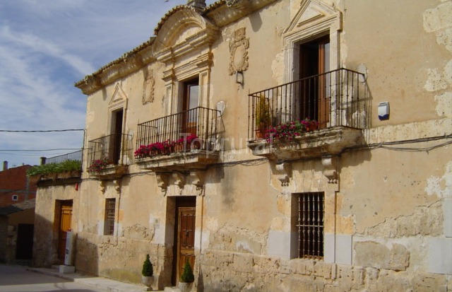 Casa Rural Palacio de los Serrano